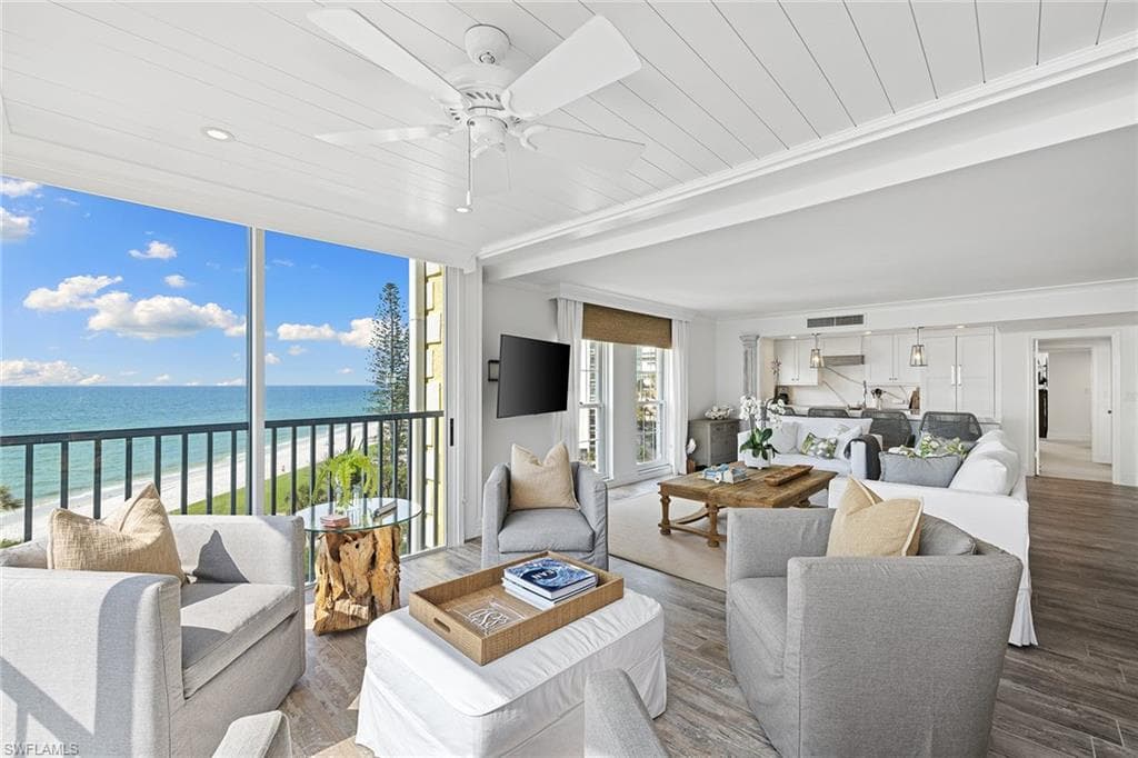 3483 Gulf Shore BLVD N 503 NAPLES, FL 34103