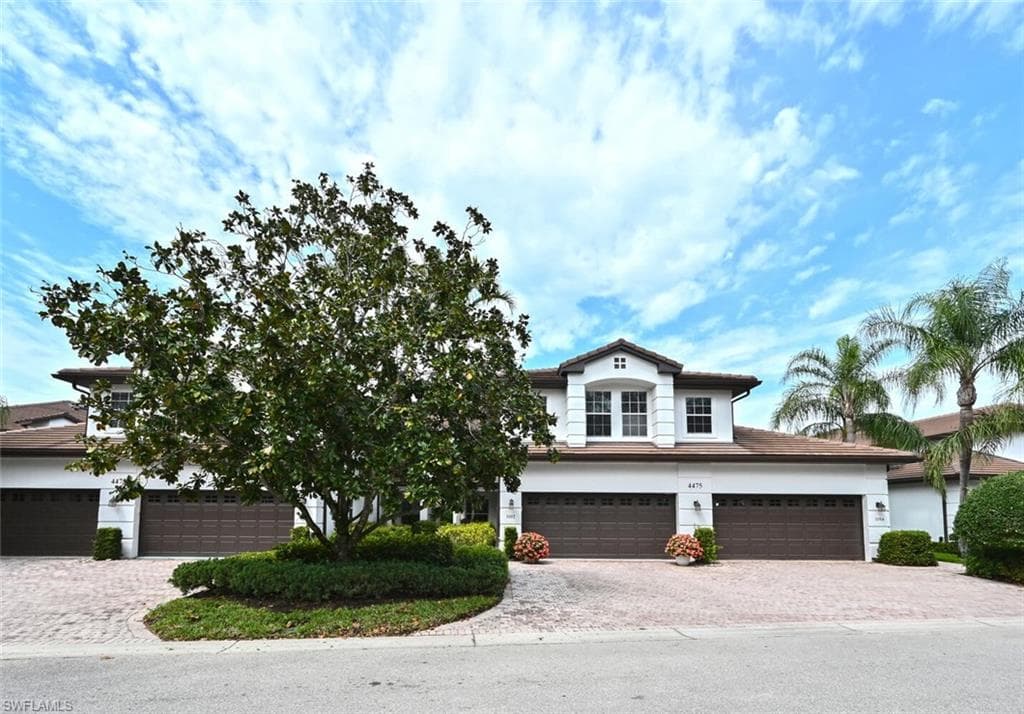 4475 Dover CT 1102 NAPLES, FL 34105