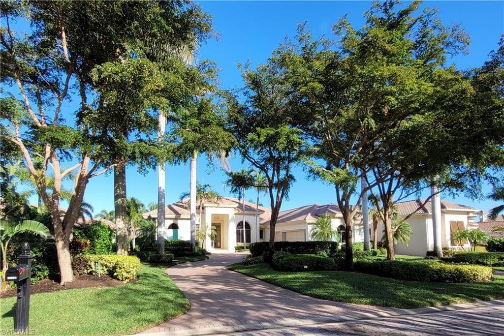 28094 Castellano WAY NAPLES, FL 34110