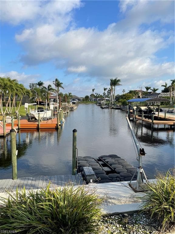 2227 SE 26th ST CAPE CORAL, FL 33904