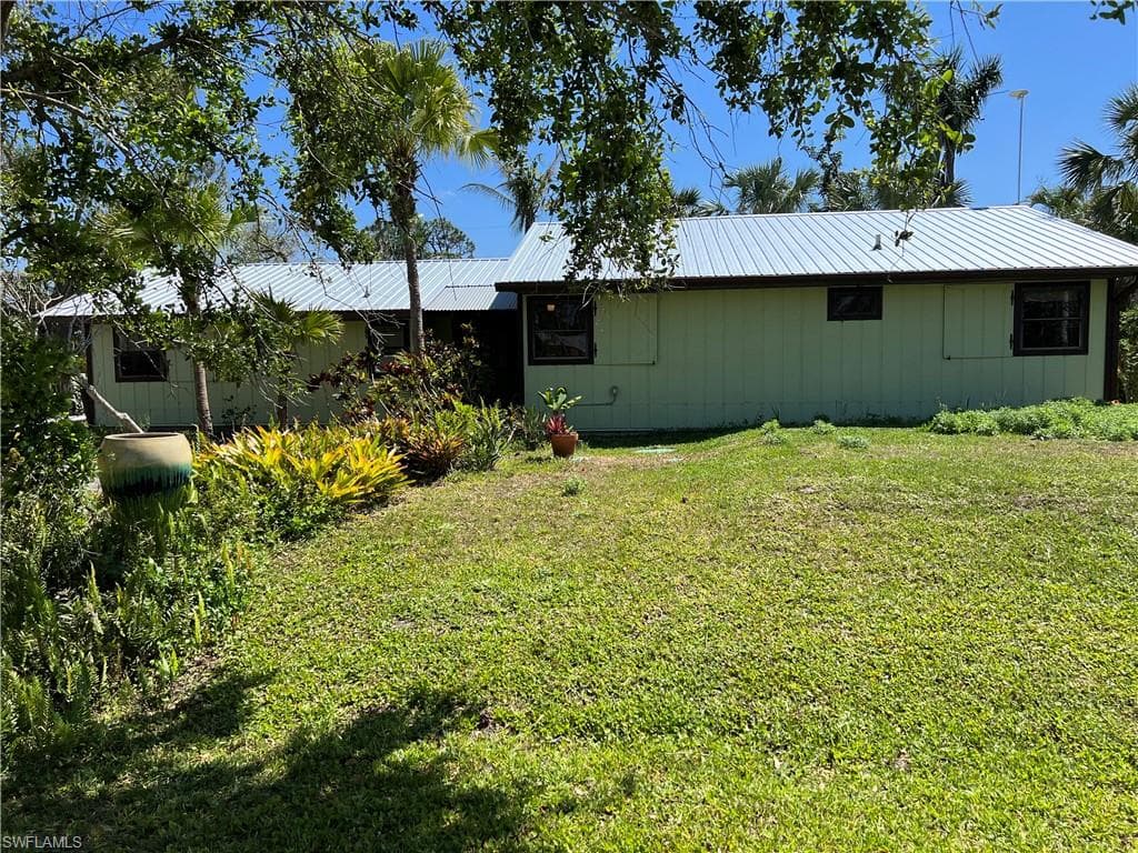 7321 Pomegranate DR BOKEELIA, FL 33922