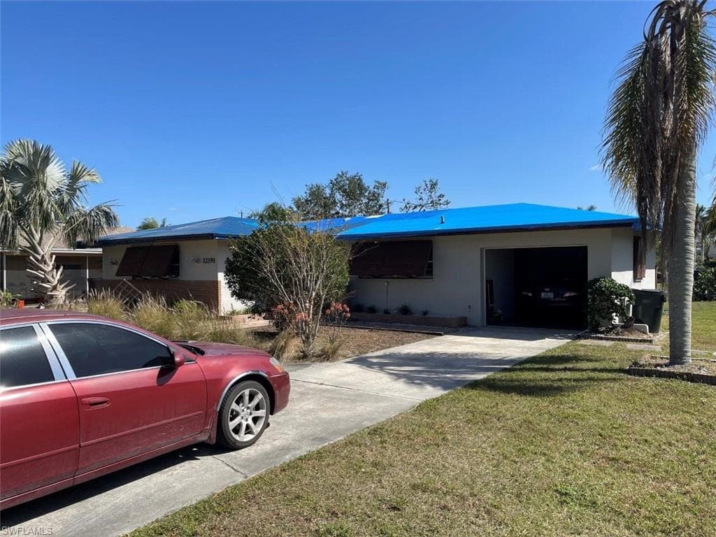 12191 McGregor BLVD FORT MYERS, FL 33919