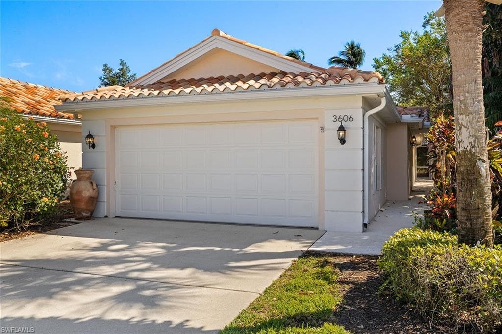 3606 El Segundo CT NAPLES, FL 34109