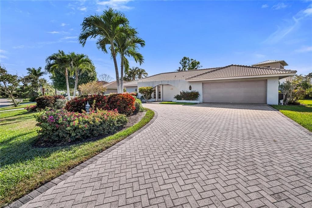 3777 Fountainhead LN NAPLES, FL 34103
