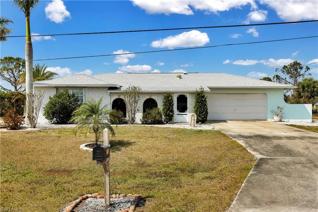 212 NW 18th PL CAPE CORAL, FL 33993