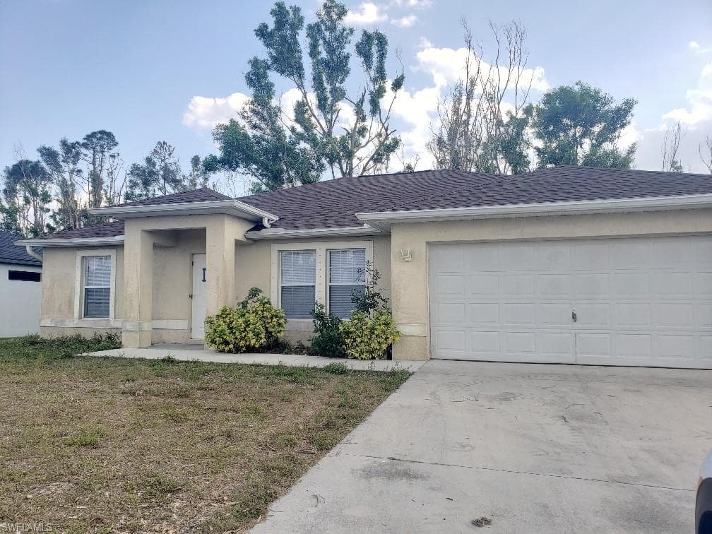 2204 SW 32nd ST CAPE CORAL, FL 33914