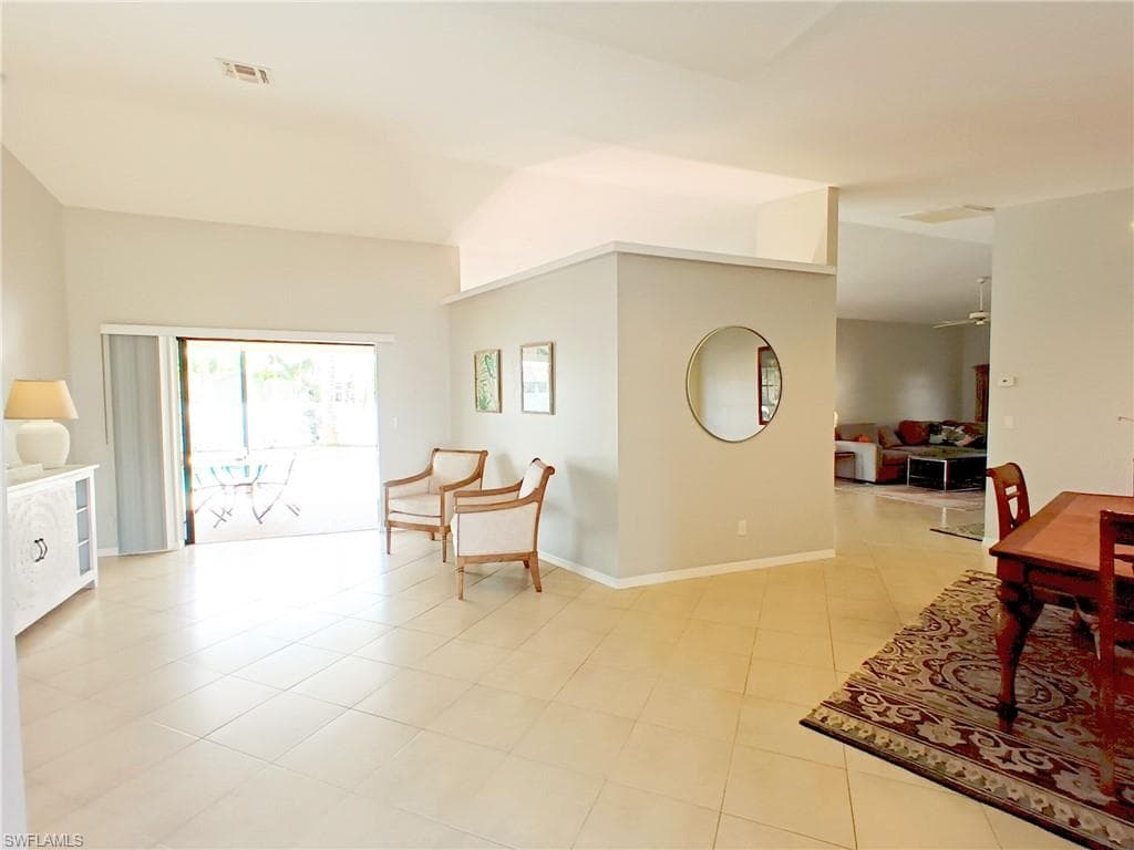 230 SW 43rd ST CAPE CORAL, FL 33914