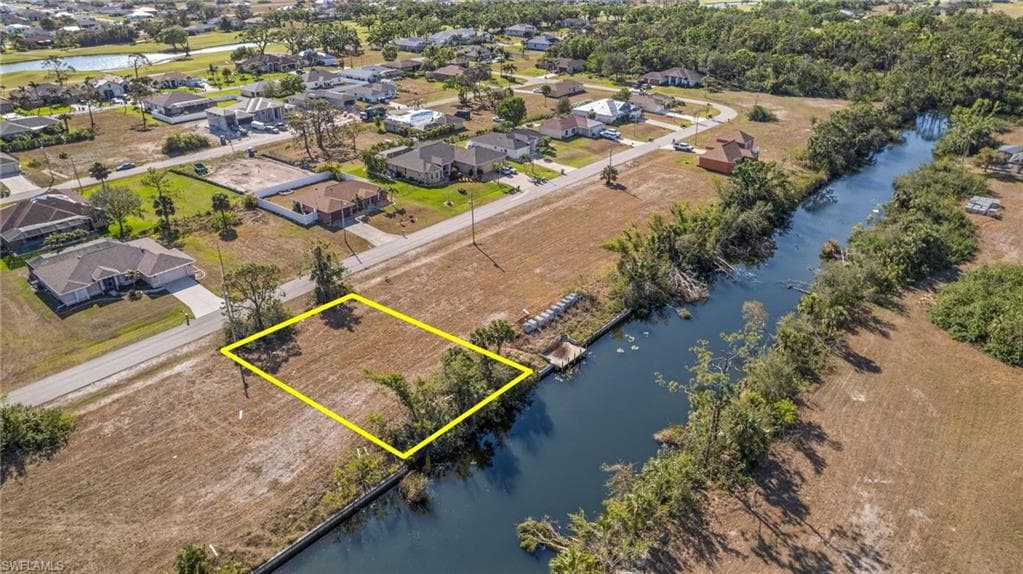 1914 NW 27th AVE CAPE CORAL, FL 33993