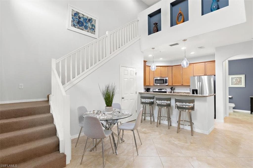 8985 Cambria CIR 21-1 NAPLES, FL 34113