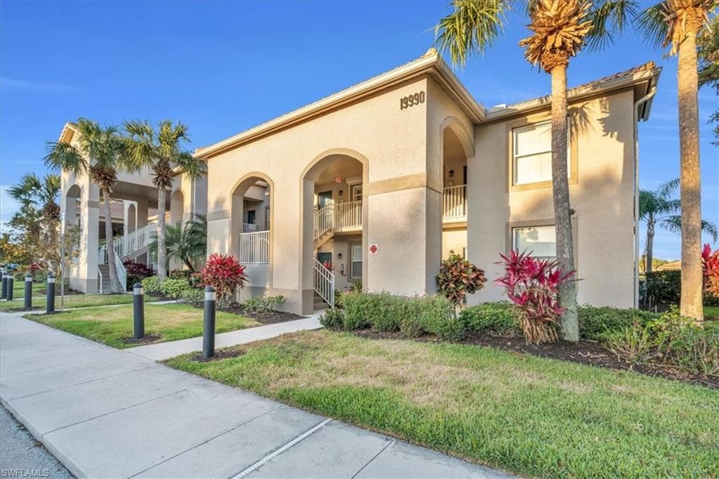 19990 Barletta LN 825 ESTERO, FL 33928