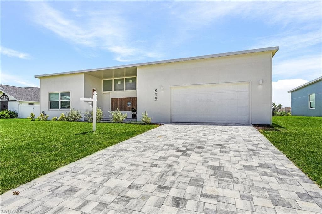 508 NE 9th ST CAPE CORAL, FL 33909