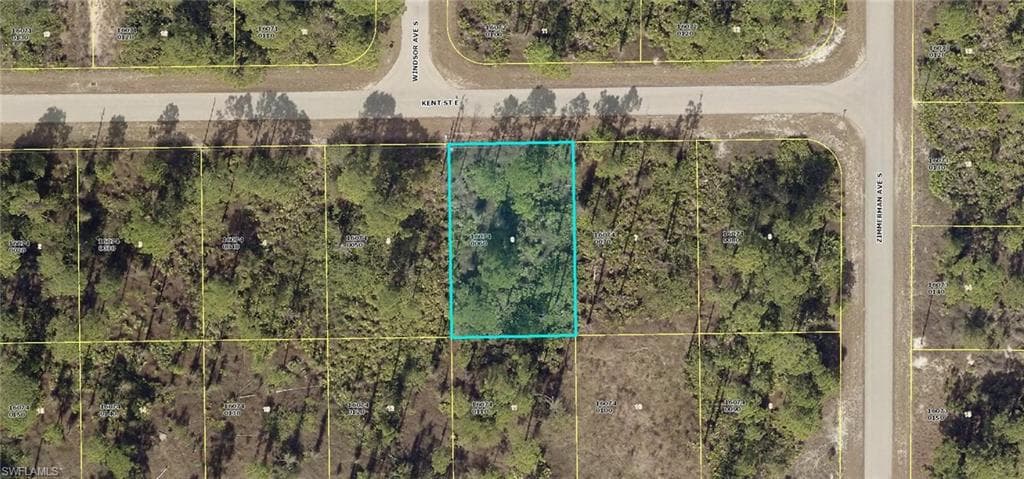 1016 Kent ST E LEHIGH ACRES, FL 33974