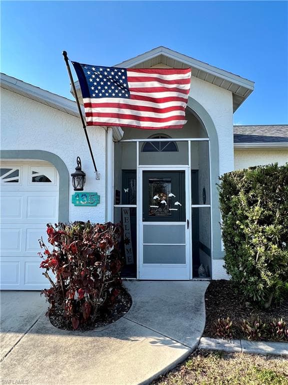 135 SE 6th ST CAPE CORAL, FL 33990