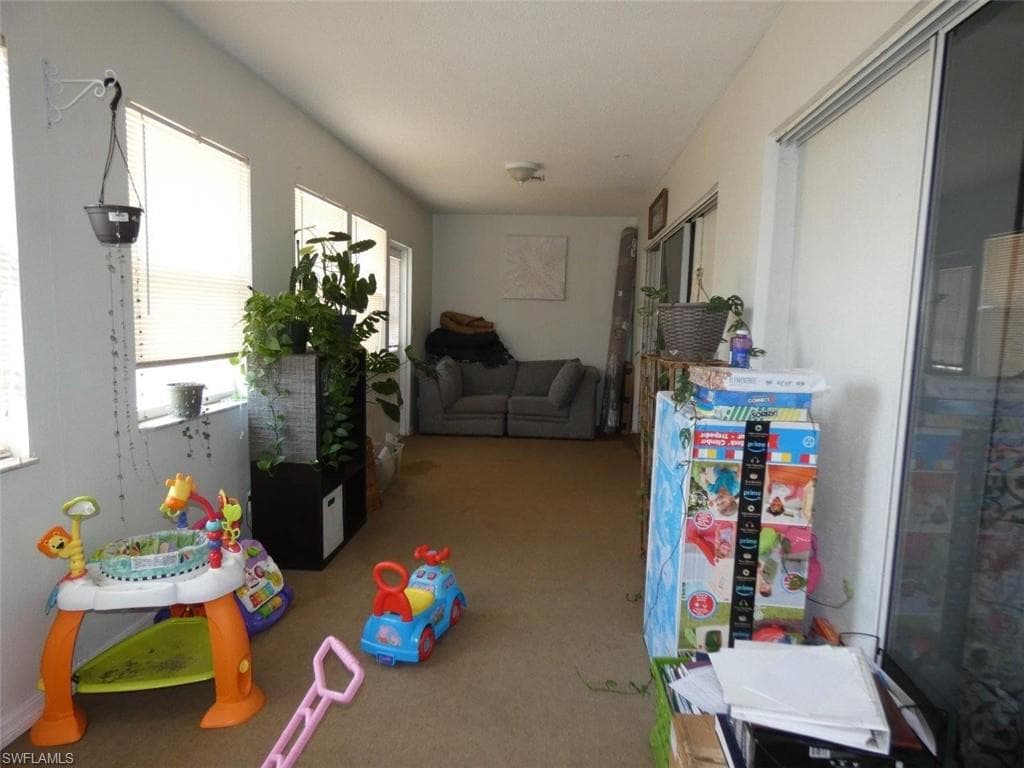 1476 NW 19th TER CAPE CORAL, FL 33993