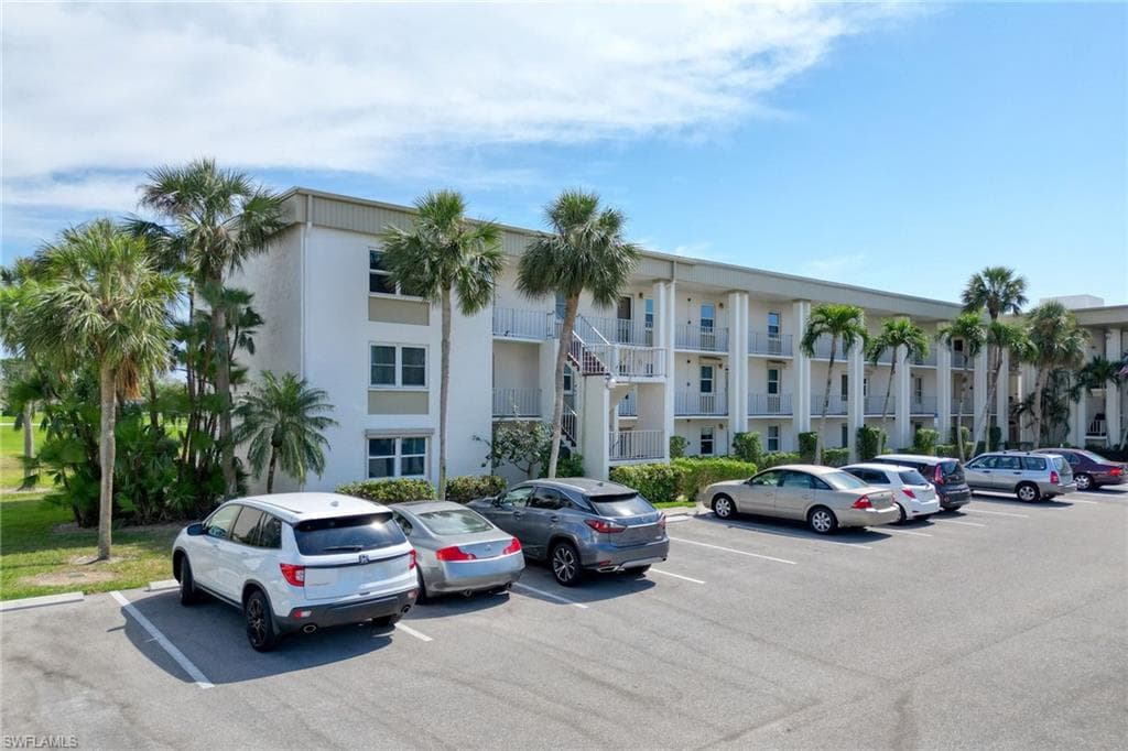 1624 Pine Valley DR 310 FORT MYERS, FL 33907