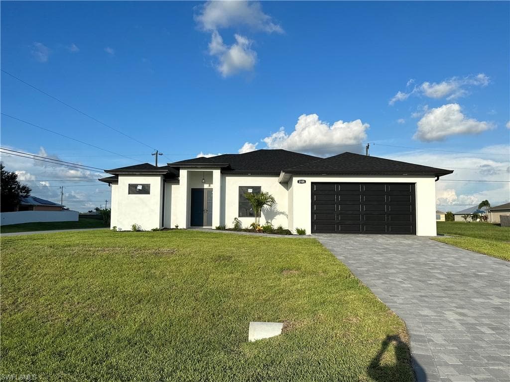 2105 NE 7th AVE CAPE CORAL, FL 33909
