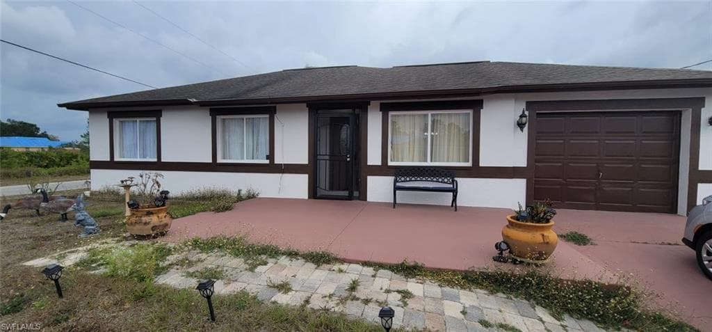 2918 29th ST SW LEHIGH ACRES, FL 33976