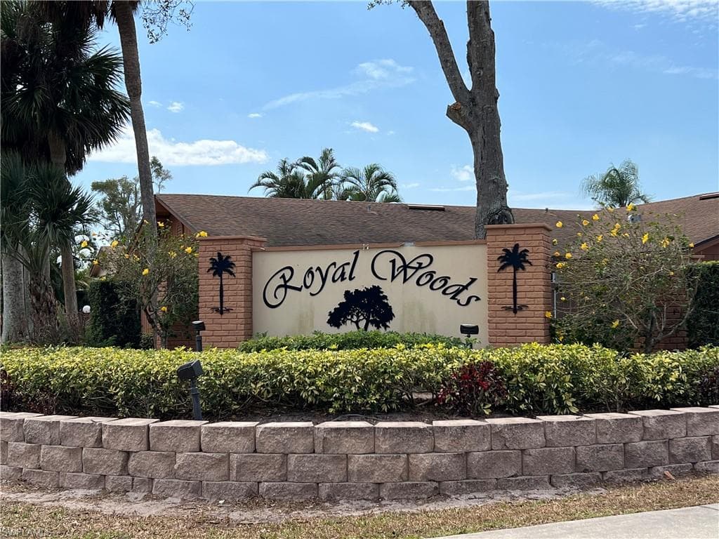 17311 Timber Oak LN FORT MYERS, FL 33908