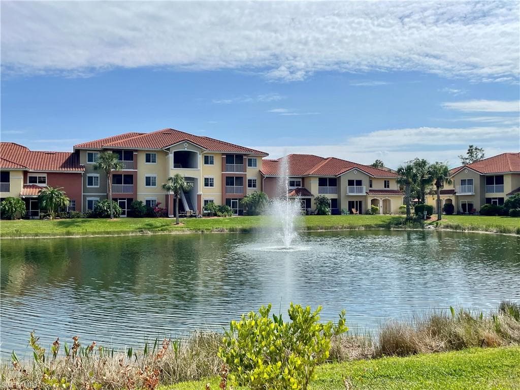 13180 Bella Casa CIR 274 FORT MYERS, FL 33966