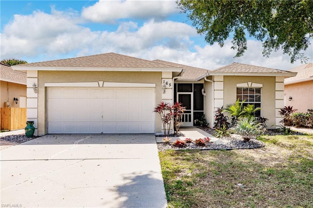 165 Stanhope CIR NAPLES, FL 34104