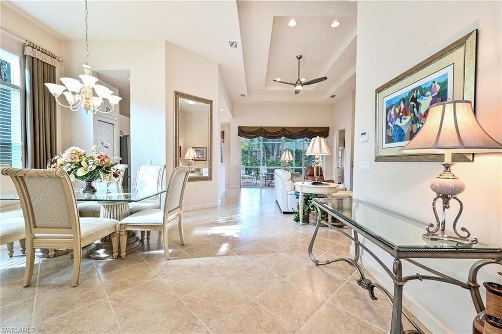 3359 Sandpiper WAY NAPLES, FL 34109