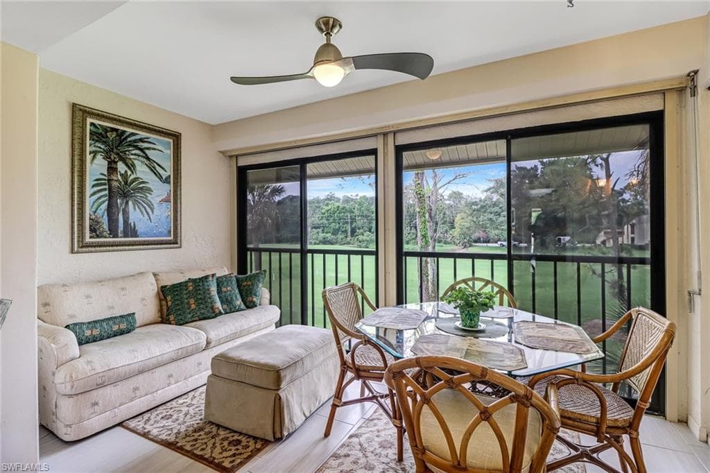 194 Fox Glen DR 2-194 NAPLES, FL 34104