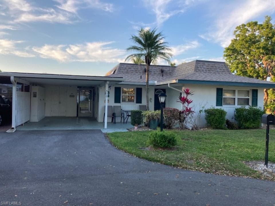 510 Pangola DR NORTH FORT MYERS, FL 33903