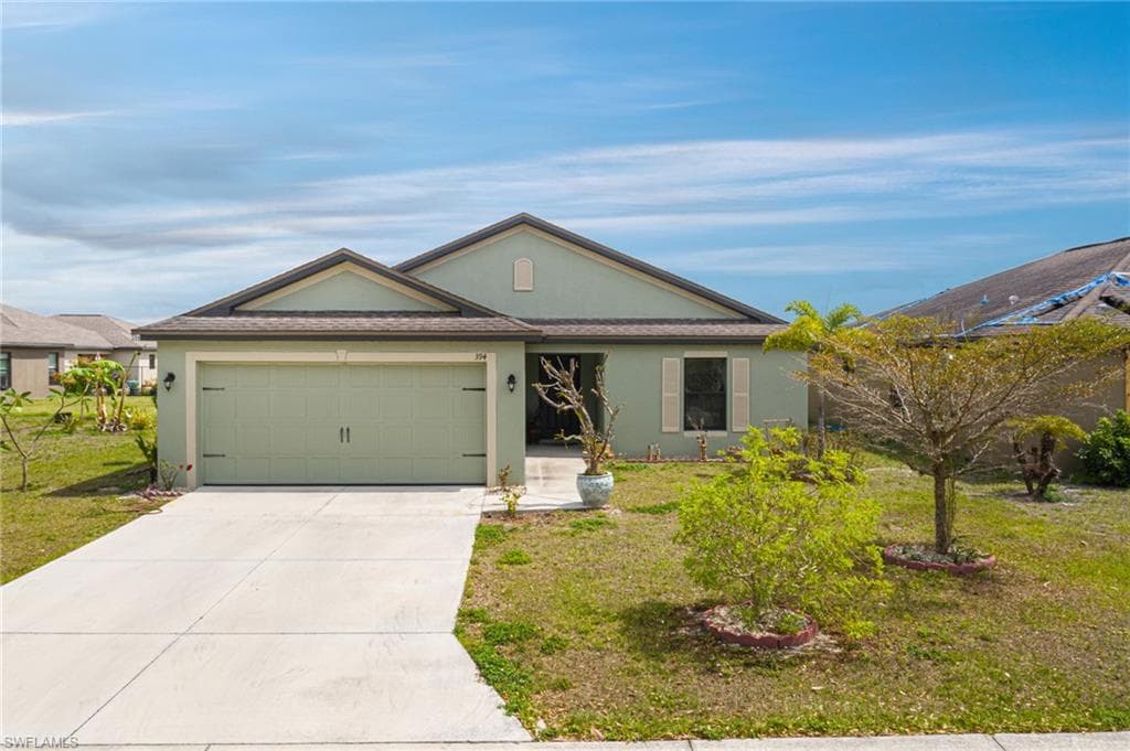 394 Shadow Lakes DR LEHIGH ACRES, FL 33974