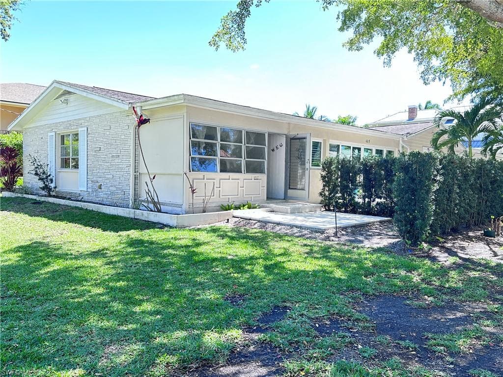 1011 7th ST S 1011 NAPLES, FL 34102