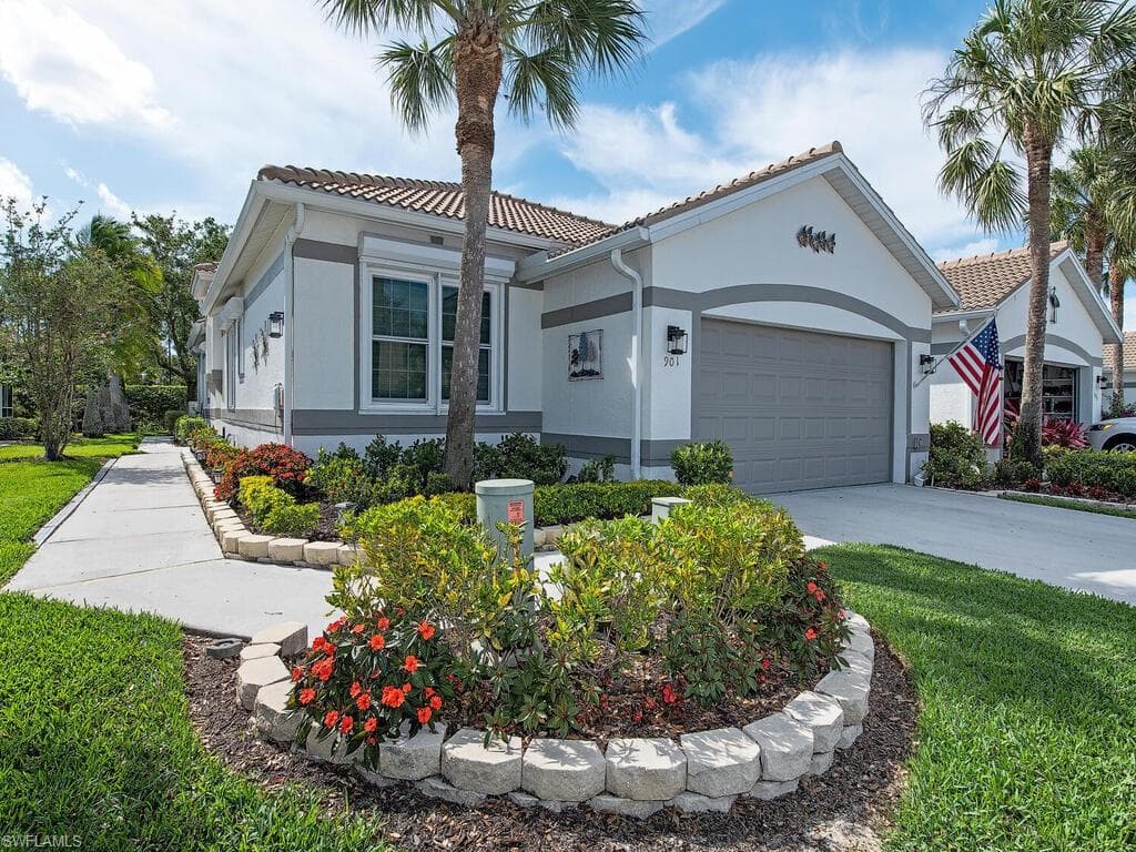 901 Marblehead DR B-1 NAPLES, FL 34104