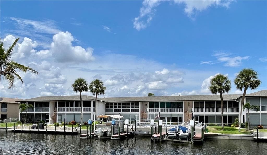 818 SE 46th ST 1C CAPE CORAL, FL 33904