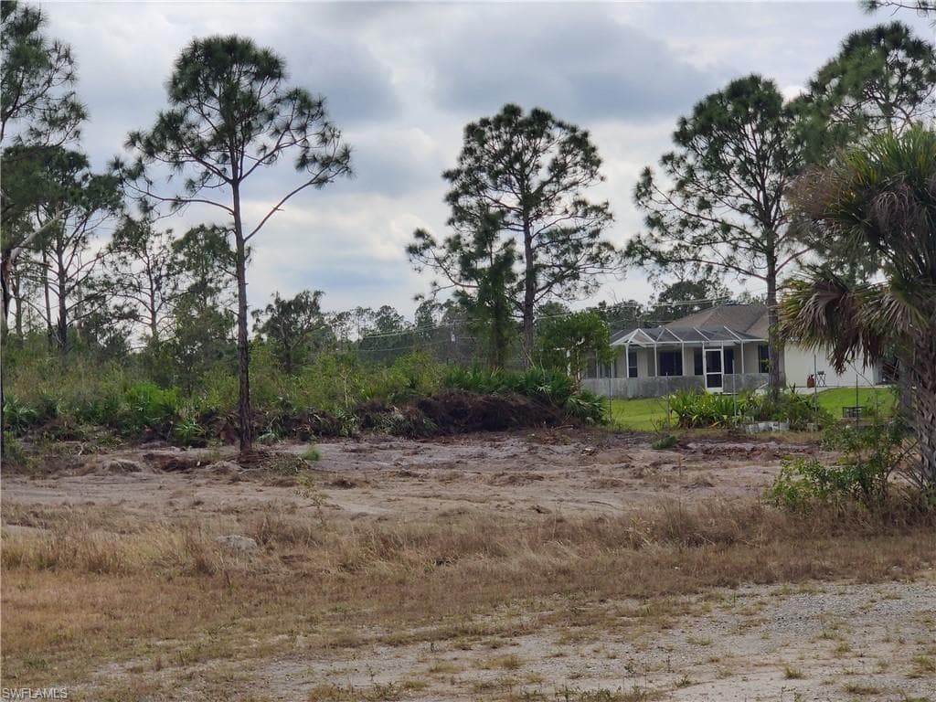 4305 Sara CIR LEHIGH ACRES, FL 33976
