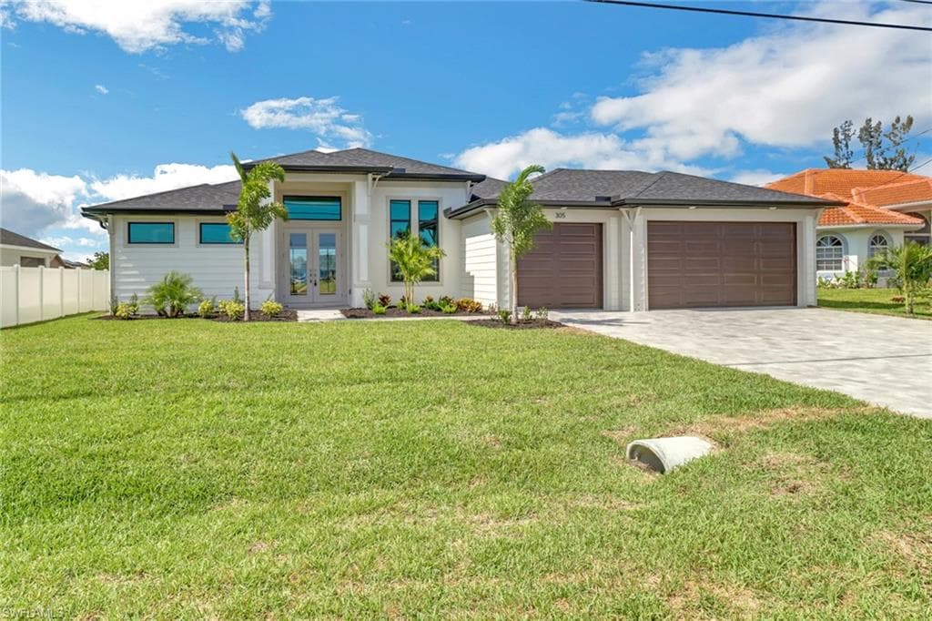 305 NE 8th TER CAPE CORAL, FL 33909