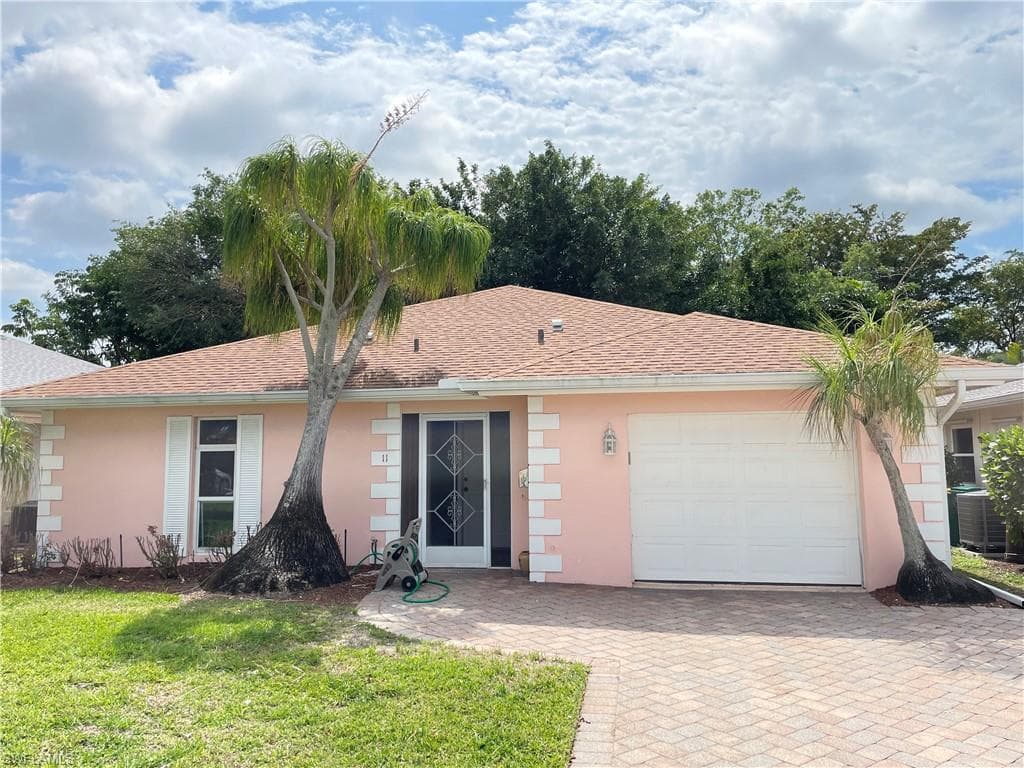 11 Rivard RD 19 NAPLES, FL 34112