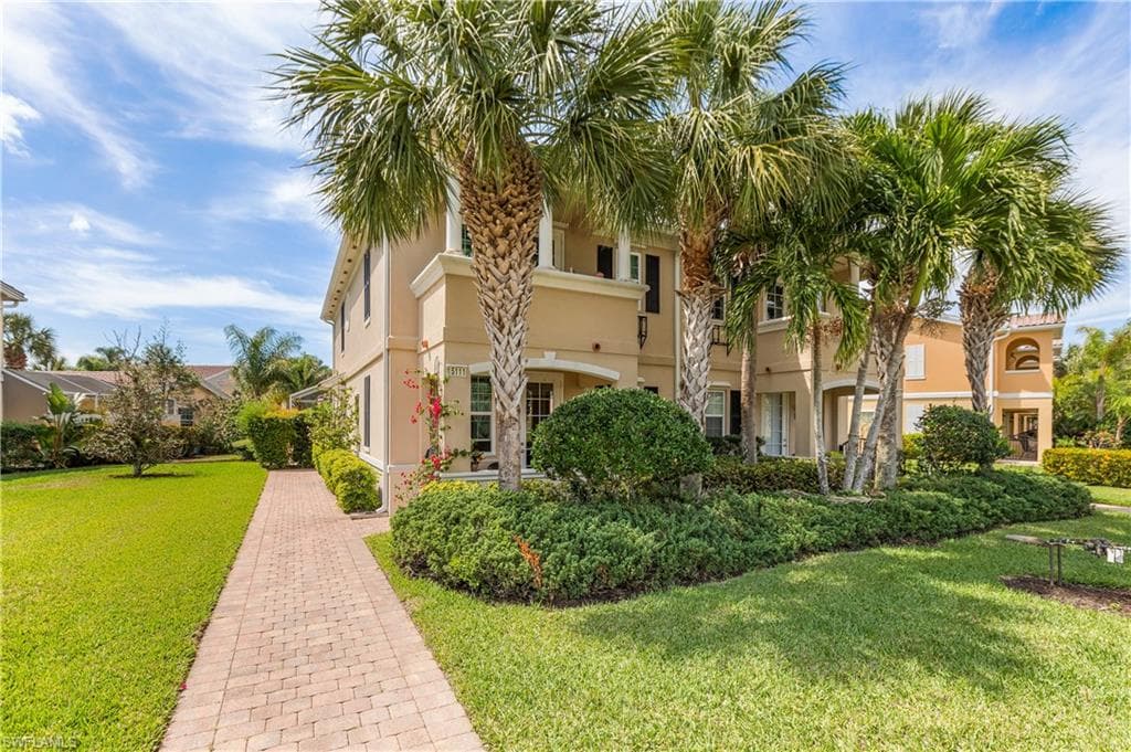 15111 Auk WAY BONITA SPRINGS, FL 34135