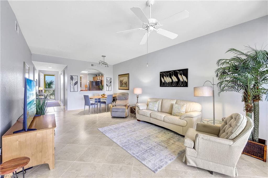 6816 Sterling Greens PL 1302 NAPLES, FL 34104