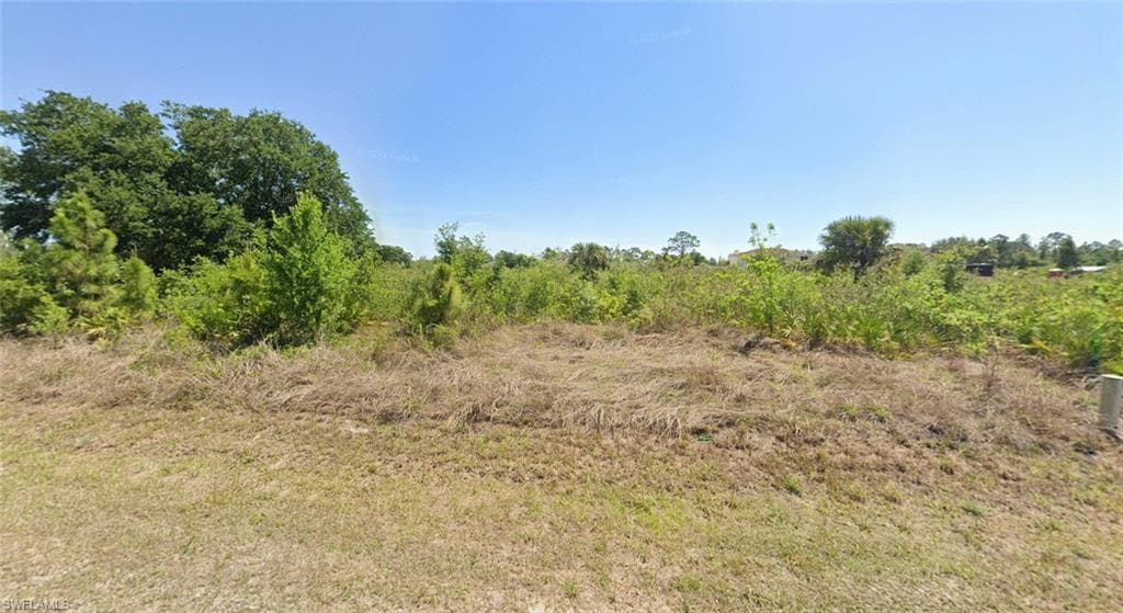608 Moore AVE LEHIGH ACRES, FL 33972