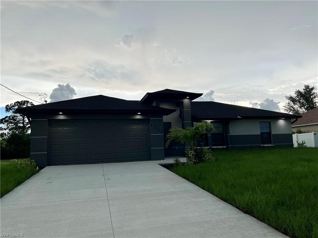326 Kismet PKWY W CAPE CORAL, FL 33993