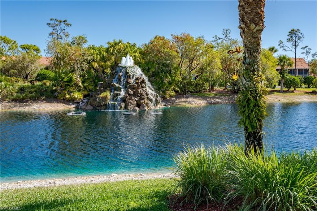 6750 Beach Resort DR 7 NAPLES, FL 34114