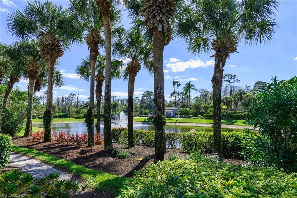 710 Tarpon Cove DR 1-103 NAPLES, FL 34110