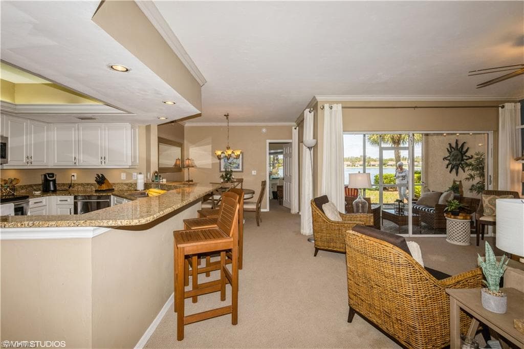 2731 Citrus Lake DR G-103 NAPLES, FL 34109