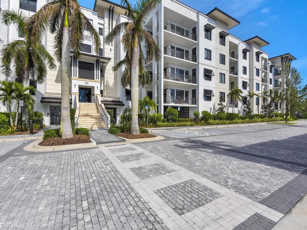 1111 Central AVE 216 NAPLES, FL 34102