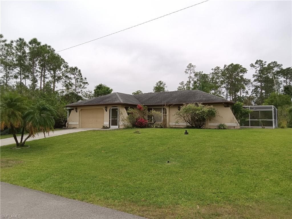 3204 E 7th ST LEHIGH ACRES, FL 33972
