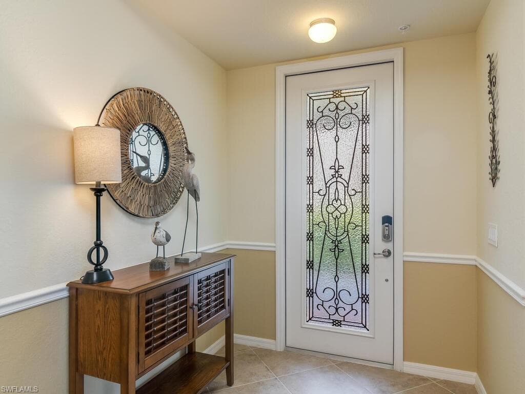 3165 Aviamar CIR 101 NAPLES, FL 34114