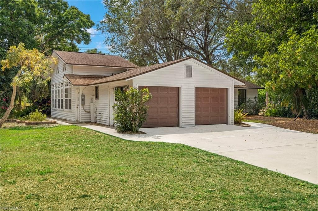 6160 Lancewood WAY NAPLES, FL 34116