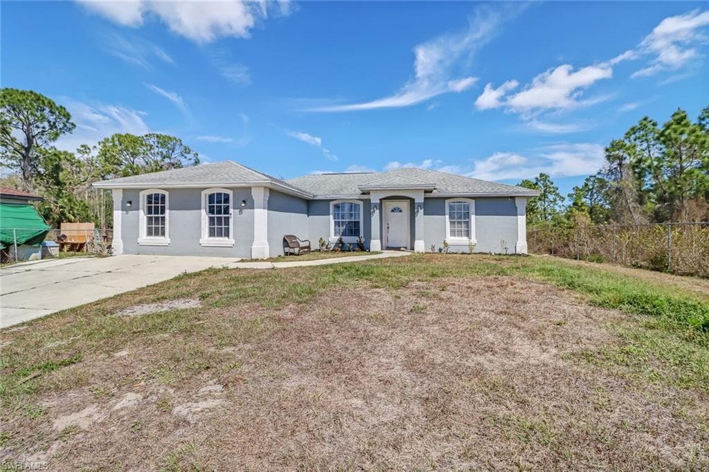 3485 27th AVE NE NAPLES, FL 34120