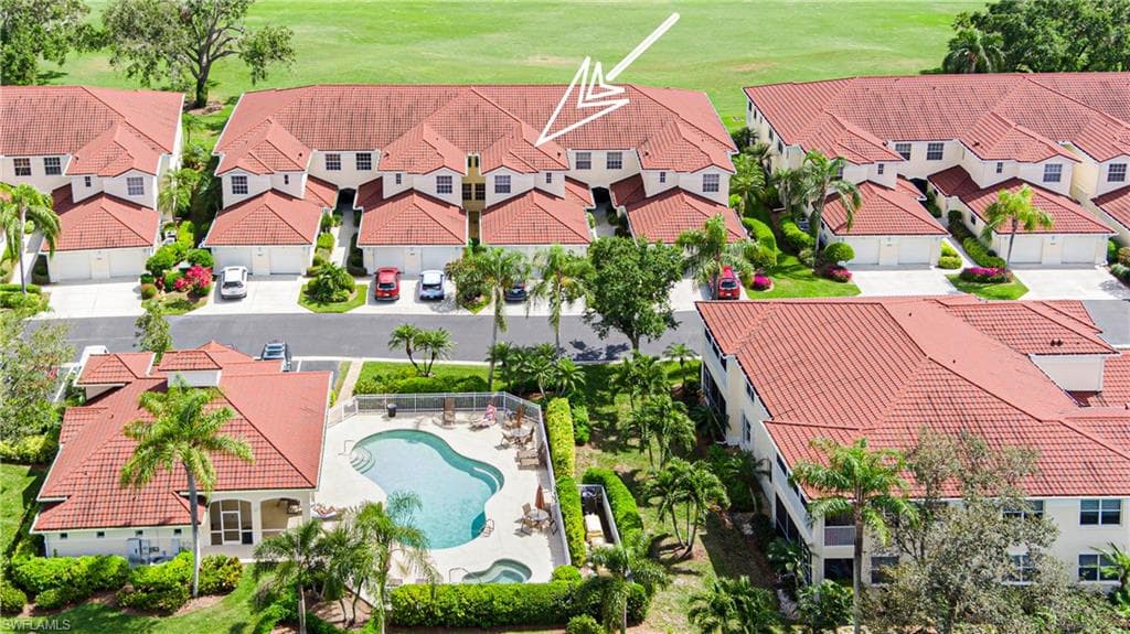 640 Lalique CIR 403 NAPLES, FL 34119