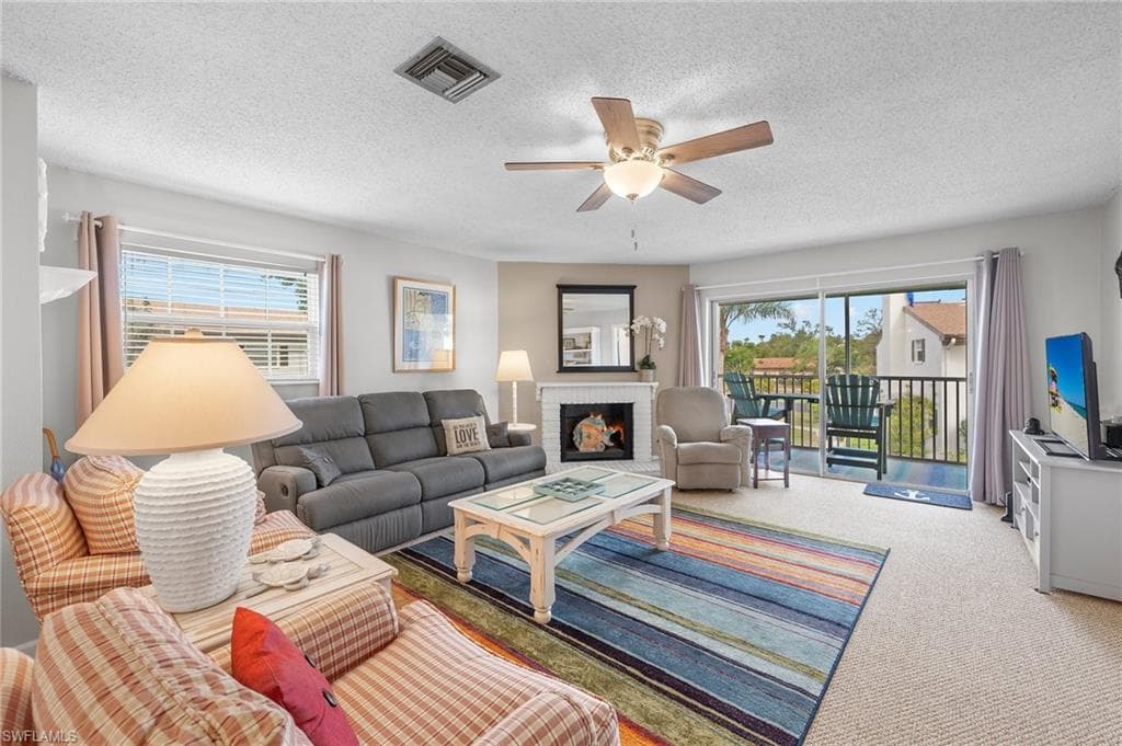 7013 New Post DR 8 NORTH FORT MYERS, FL 33917