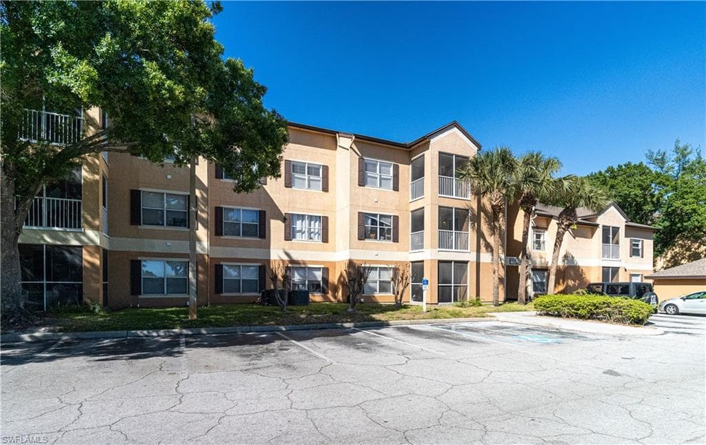 7523 Seurat ST 11-106 ORLANDO, FL 32819