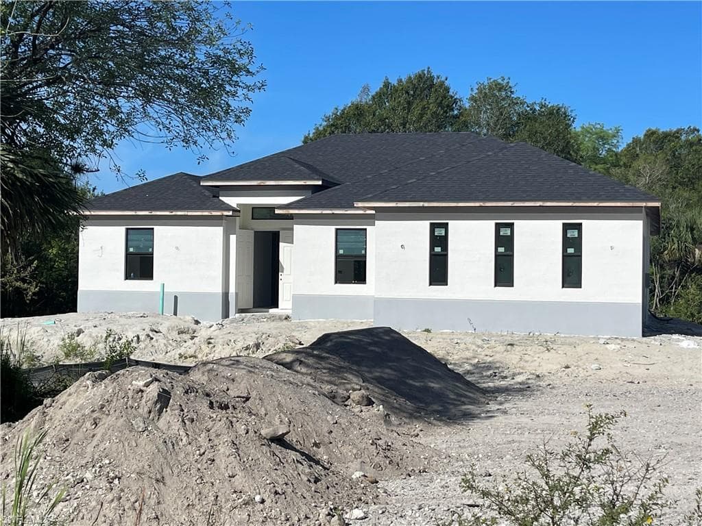 241 2nd ST NE NAPLES, FL 34120